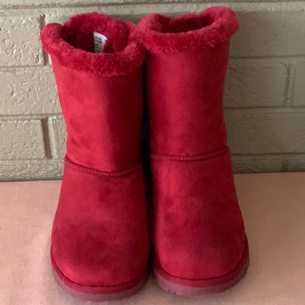 Woman boots size 7 1/2 .excellent condition